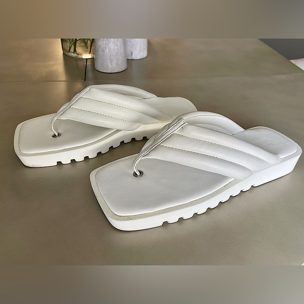 Steve Madden Women’s Sandals